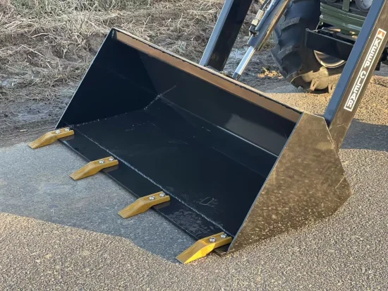 Tractor Müller T18 cu încărcător frontal și set complet de accesorii