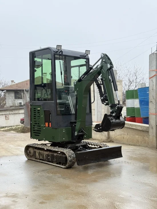 Excavatoare Mini Excavator Müller Е1.7 Cabină