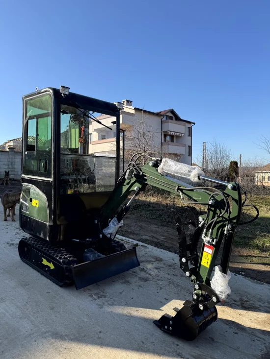 Excavatoare Mini Excavator Müller E1.3 Cabină