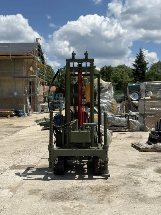 Utilaj de Foraj pe Șenile Müller DM150