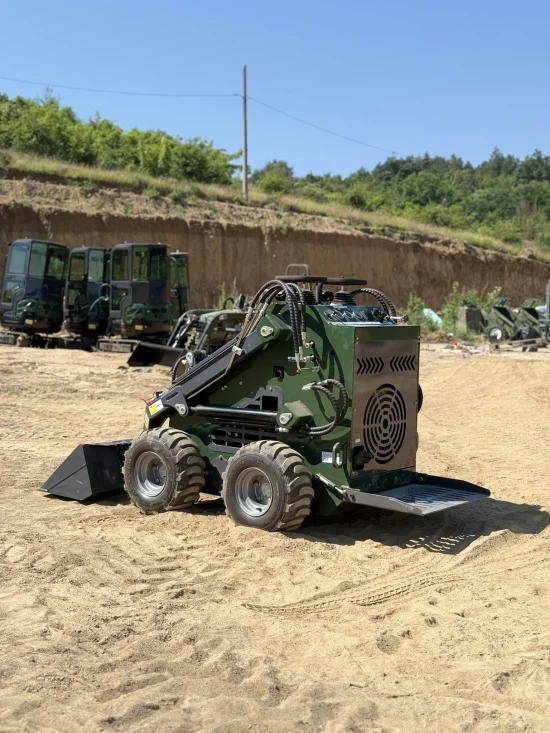 Mini încărcător frontal pe roți Müller S0.7