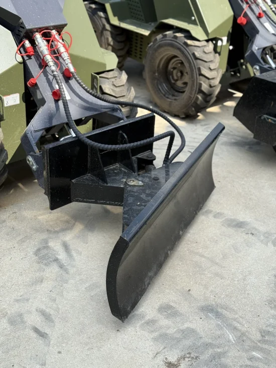 Accesorii Pentru Mini Incarcator Frontal Müller S0.7, S1.0 şi S1.2 Lamă de buldozer cu înclinare hidraulică