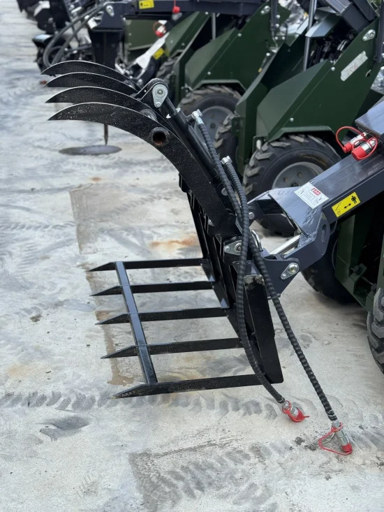 Accesorii Pentru Mini Incarcator Frontal Müller S0.7, S1.0 şi S1.2 Grapa hidraulica