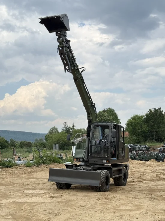 Excavator pe roți Müller E7.5W